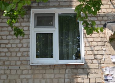 Чугуев окно харьковская (2)